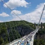 Zhangjiajie Private Day Trip to Grand Canyon Glass Bridge & Baofeng Lake - Transport and Guide Experience