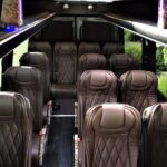 1-15 persons Taxi or Bus Transfer Airport Amsterdam to Amsterdam - Who Is This Best For?