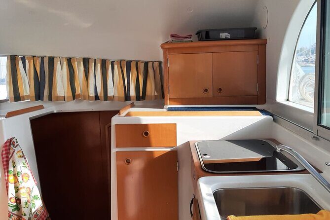 1-Catamaran tour to the Maddalena Archipelago from Cannigione - The Guides and Crew: Making It Special