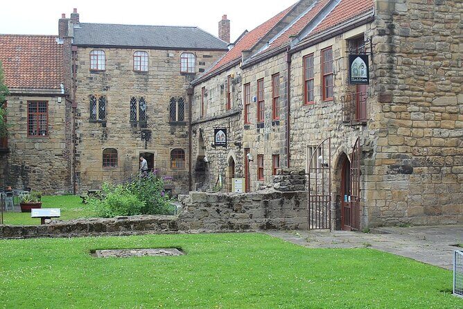 1-Hour and a Half Walking Guided Tour in Medieval Newcastle - Practical Details: What to Expect