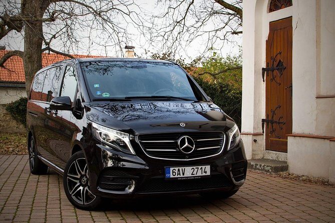1-way Prague to Vilshofen private transfer - Mercedes Benz - up to 7 passengers - Practical Details and Considerations