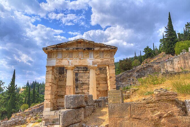 2-Day Delphi Meteora Tour From Athens - What Makes This Tour Stand Out?