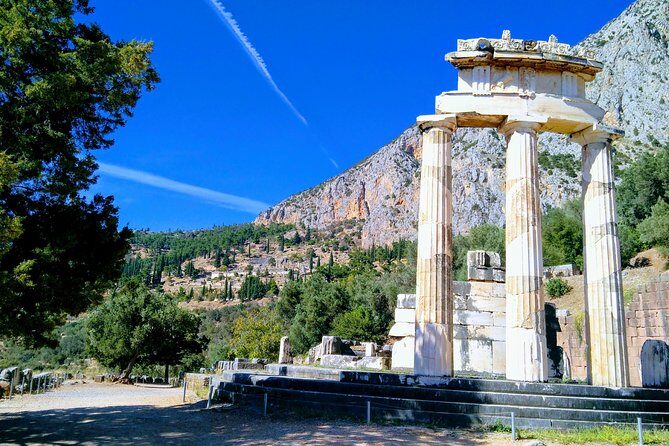 2-Day Private Tour to Delphi & Meteora with Great Lunch included - Who Should Book This Experience?