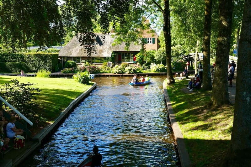 2 hour Luxury Private Closed Boat Tour with Local Guide - Practical Details and What Makes It a Good Value