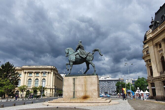 2 Hours Private Walking Tour in Bucharest City - Who is This Tour Best Suited For?