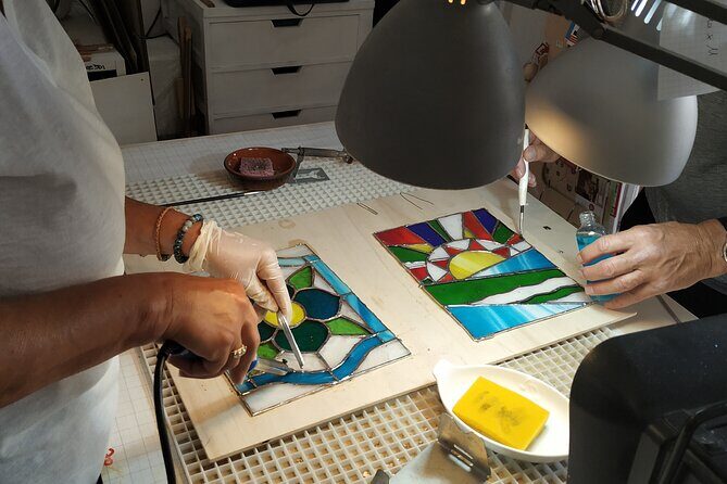 2 Hours Stained Glass Course in Trastevere - The Details That Matter
