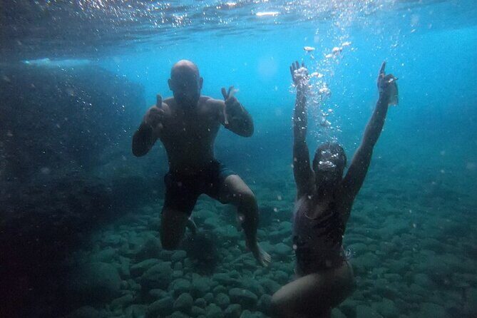 3 Hour Group Tour by Boat to the Caves of Santa Maria di Leuca - The Experience from the Crew and Guides