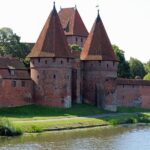 6 Hours Teutonic Castle Tour in Malbork - Visiting Malbork Castle: What to Expect