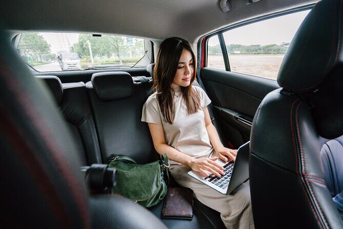 Airport transfer Otopeni to Bucharest - The Booking Experience and Cost-Value Balance