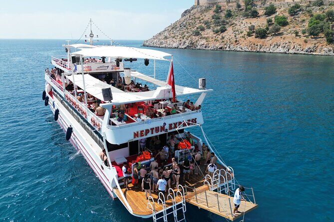Alanya Boat Trip w/Unlimited Drinks & Lunch (Free Hotel Transfer) - The Not-So-Great Aspects