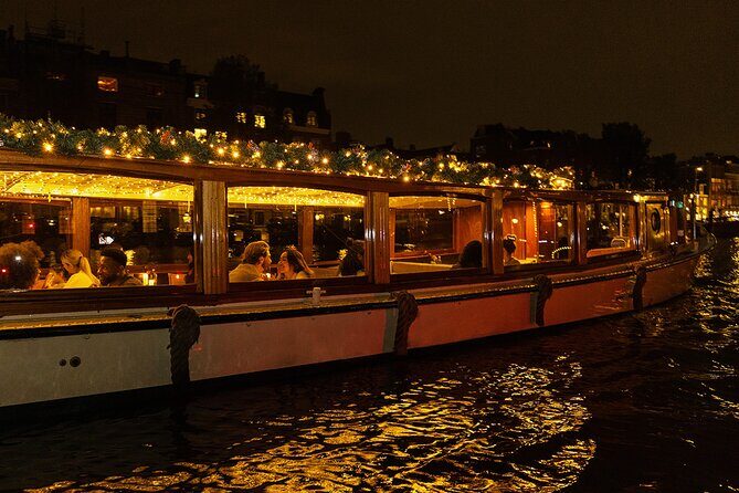 Amsterdam Light Festival: Canal Cruise Covered Saloon Boat - Who Is This Tour Best For?