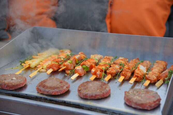 Amsterdam Private BBQ and Drinks Cruise With Onboard Chef - Who Is This Tour Best For?