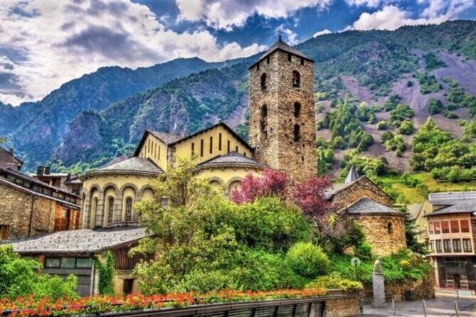 Andorra, France & Spain: 3 Countries in One Day from Barcelona - Transportation and Group Size