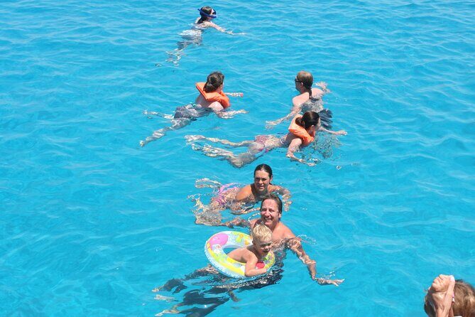 APHRODITE II -LAZY DAY CRUISE-BLUE LAGOON,TURTLE COVE, with LUNCH - Authentic Experiences from Travelers