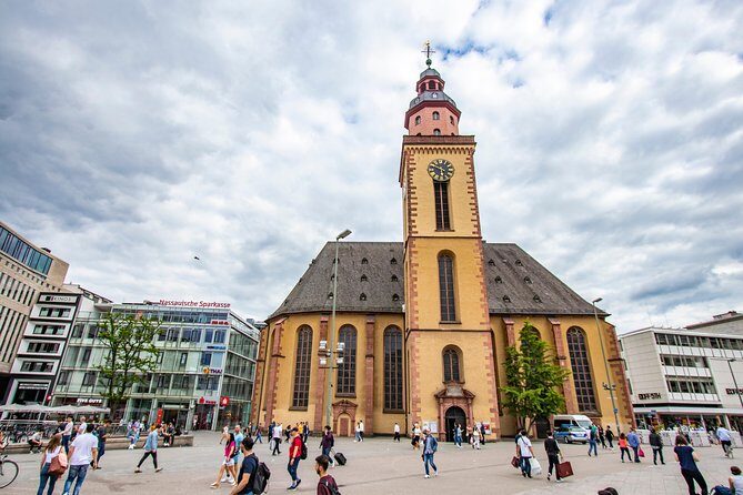 Architectural Frankfurt: Private Tour with a Local Expert - Deep Dive into the Itinerary