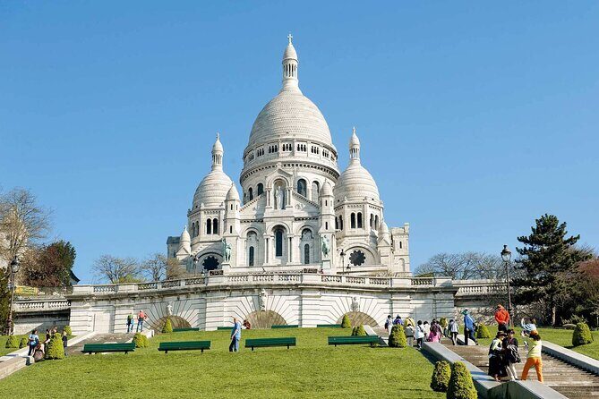 Arrival Transfer from Paris Airport CDG to Paris in Private Car - What to Expect on the Day