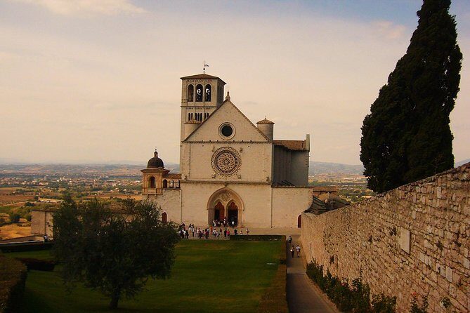 Assisi Private Walking Tour including St. Francis Basilica - What Travelers Can Expect