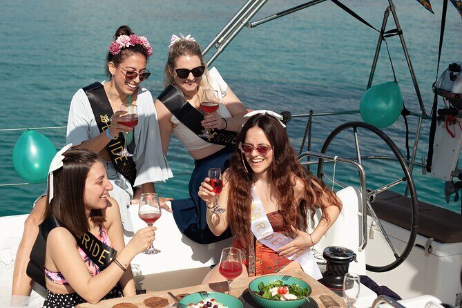 Athens Half-Day Sunset Sailing Cruise with Greek Gastronomy - What Makes This Cruise Stand Out?