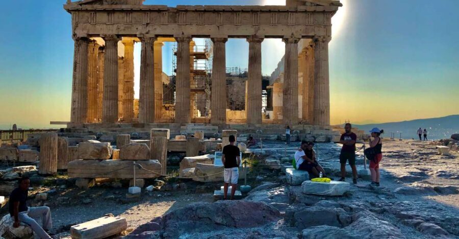 Athens:Acropolis - Historical Center Walking Tour in Spanish - Why This Tour Offers Great Value