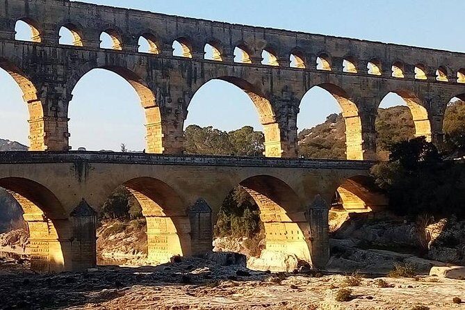 Avignon, St Rémy, Les Baux de Provence & Pont du Gard - The Panoramic Views and Historic Landmarks
