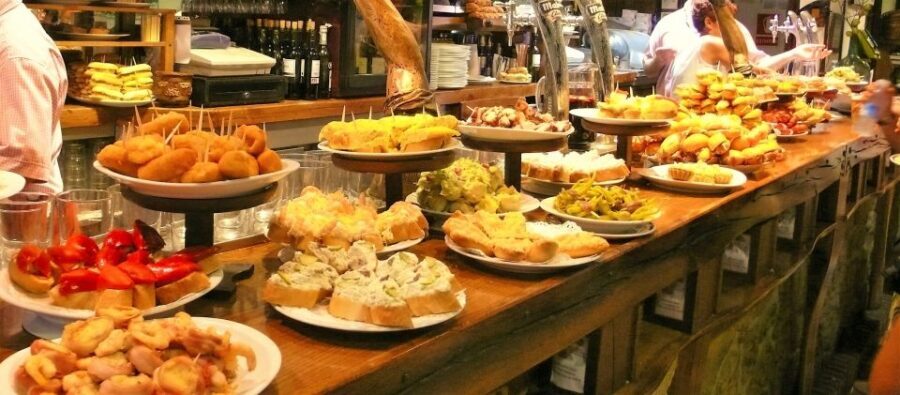 Barcelona: 4-Hour Private Market & Foodie Tour - Detailed Breakdown of the Itinerary