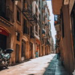 Barcelona: Introduction to the Gothic Quarter Walking Tour - Authentic Insights from Reviewers