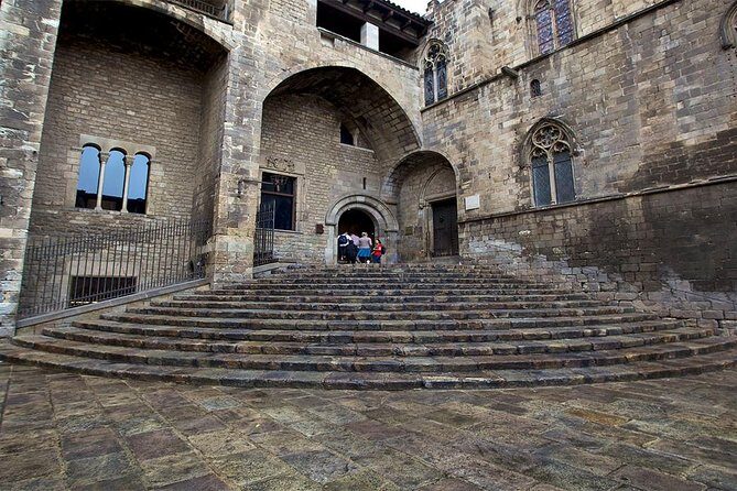 Barcelona Private Gothic Quarter Tour with Flamenco Show - Practical Details and What to Expect