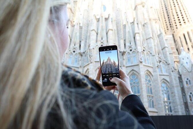 Barcelona Sagrada Familia Skip The Line Insider Guided Tour - What Reviewers Are Saying