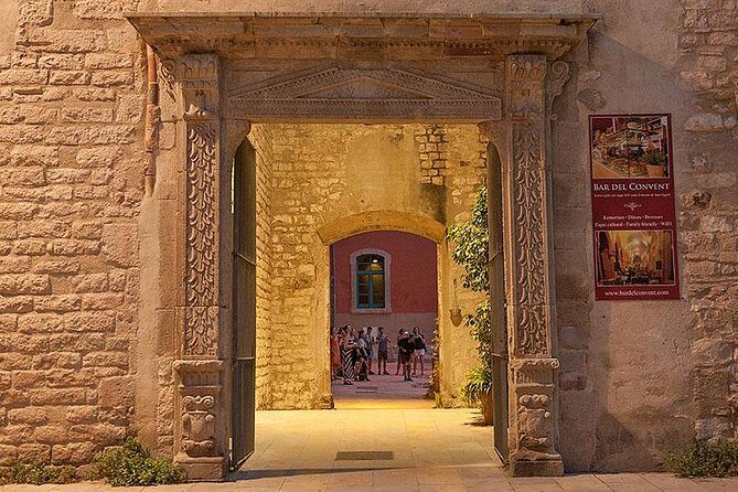 Barcelona's Dark History Night Tour - Why This Tour Offers Value