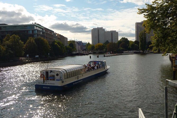 Berlin 4-Course Sunset Dinner Cruise Including Drinks - FAQ: Your Questions Answered