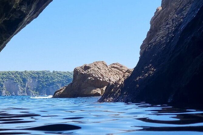 Blue and Green Cave Tour from Dubrovnik,private speed boats - Authentic Experiences and What Travelers Love Most