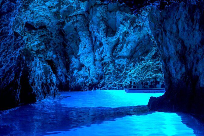 Blue Cave, Hvar, Vis and Pakleni Islands Group Speedboat Tour - FAQ