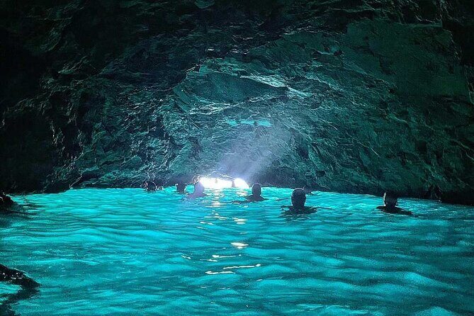 Blue & Green Cave,Sunj beach Small Group Tour with Speedboat - Practical Details and Tips