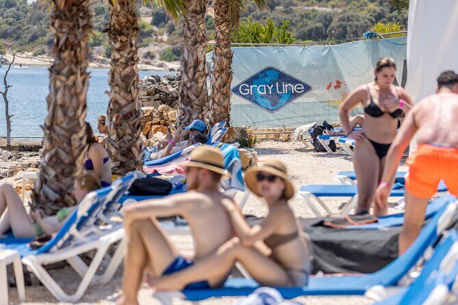 Blue Lagoon & 3 Islands Cruise with Lunch from Split - The Itinerary Breakdown: What to Expect