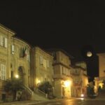 Bra: Historic Town Highlights Guided Walking Tour - What Do You Get?