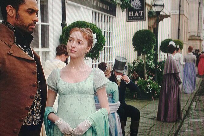 Bridgerton Walking Tour of Filming Locations & Storylines - Bath - Authenticity and Guide Expertise
