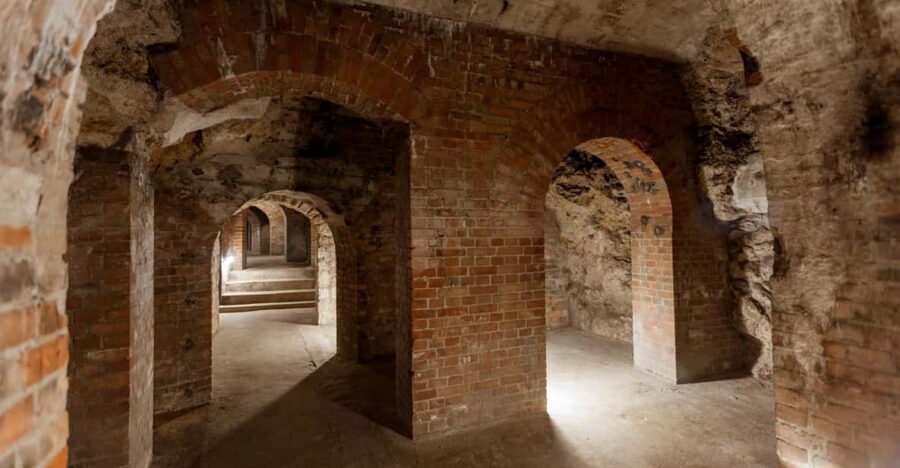 Budapest: The WWII Siege of Buda Castle & Bomb Shelter Tour - Final Thoughts: Who Is This Tour Best For?