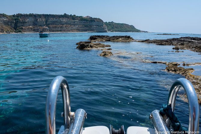 By boat between the sea and the most beautiful beaches! Capo Vaticano - Tropea - Briatico - The Snorkeling Experience