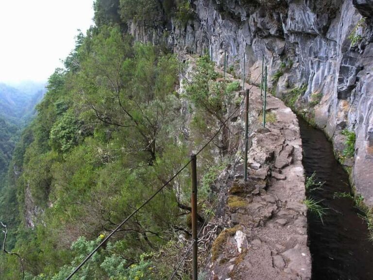 Caldeirão Verde: Queimadas PR9 Transfer Hike - Who Will Love This Tour?