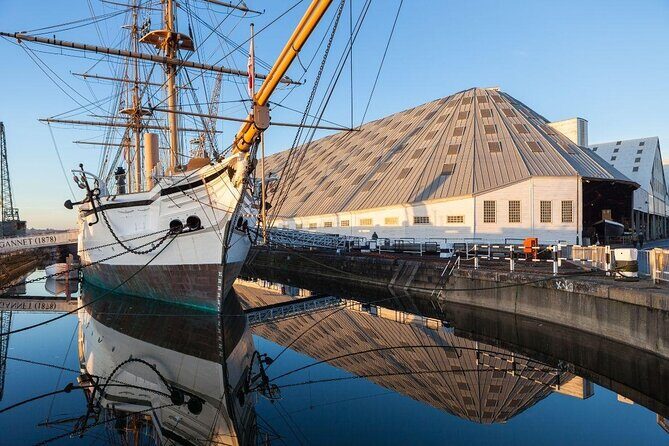 Call the Midwife Location Tour in Chatham - The Historic Dockyard Experience