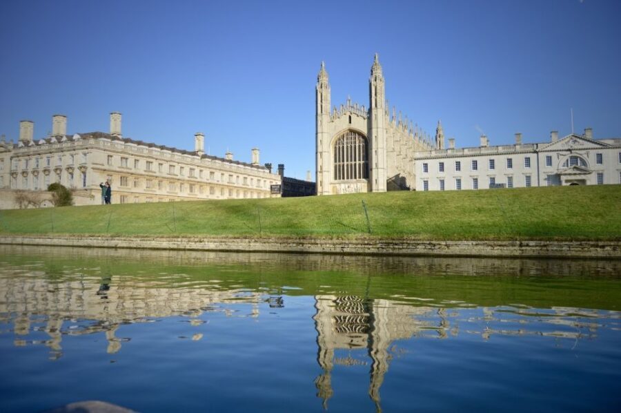 Cambridge: Shared Chauffeured Punting Tour - The Sum Up
