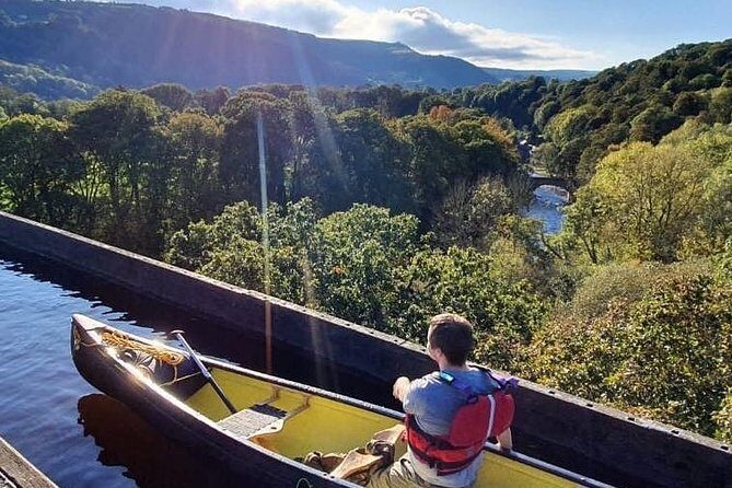 Canoe Aqueduct tours Llangollen - The Paddle and the Views