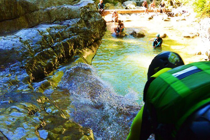 Canyoning Grenoble: the Canyon of Ecouges - The Experience with Guides and Group Dynamics