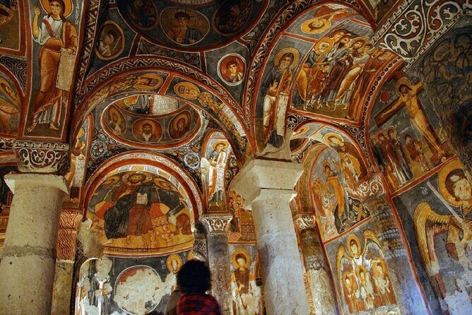 Cappadocia Red Tour with Guide in Spanish - FAQs