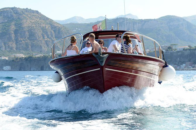 Capri & Blue Grotto Small Group Boat Day Trip from Sorrento - What Sets This Tour Apart