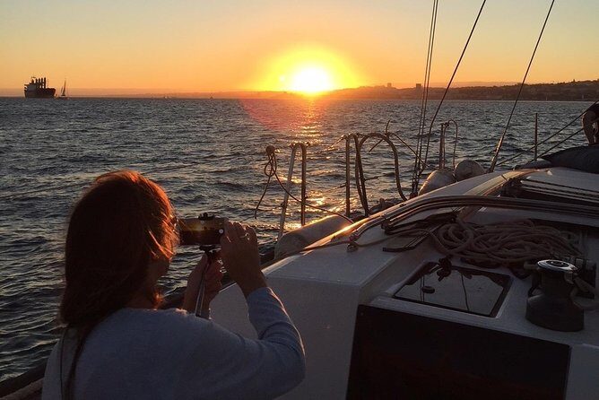 Cascais Private Luxury Sunset 2h Cruise with a drink - Final thoughts: Is this cruise worth it?