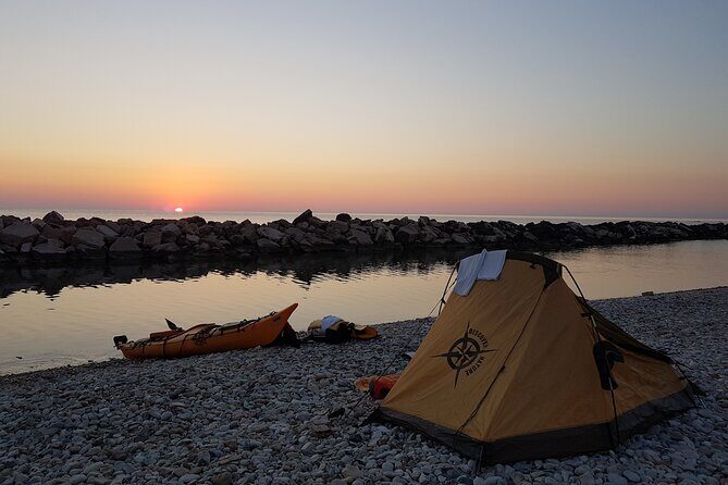 Cavalluccio kayak excursion in Fossacesia - Who Would Love This Experience?
