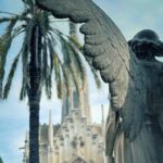 Cemetery Tour - Angels, Gothic Graves, Montjuic Sea Views - An In-Depth Look at the Cemetery Tour Experience