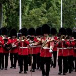 Changing of the Guard Walking Tour - A Closer Look at the Experience