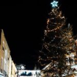 Christmas Mulled Wine Walk of Winchester - Second Stop: Winchester Castle and Its King Arthur Ties